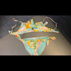 Worn once GB floral bikini